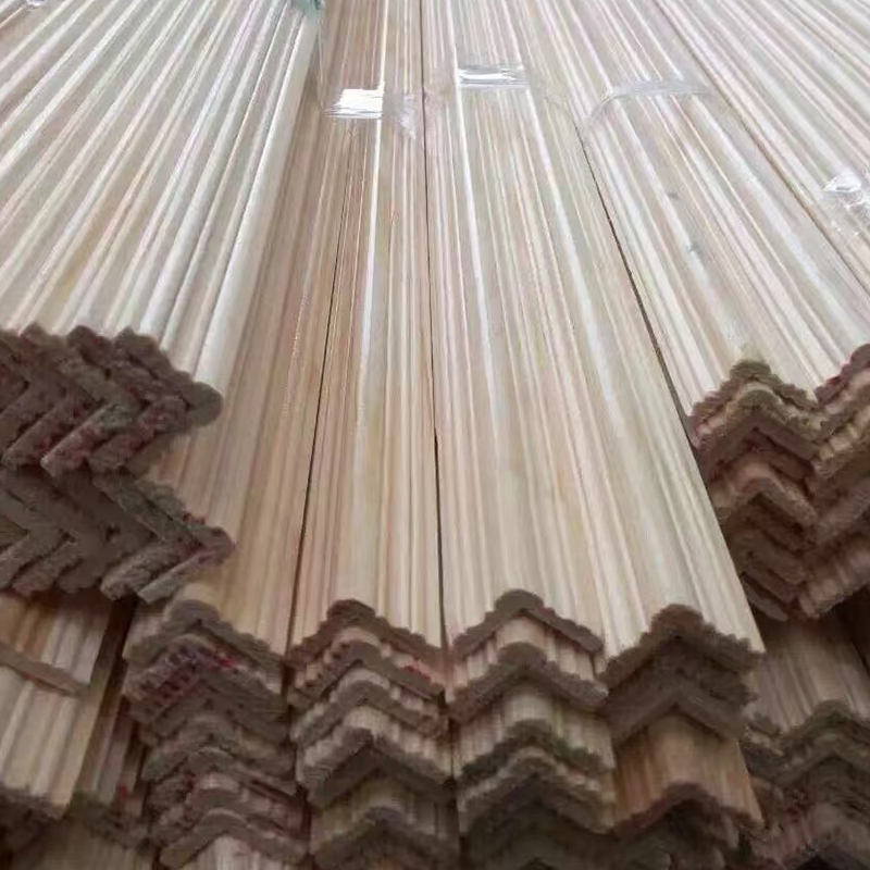 Pine Corner Molding